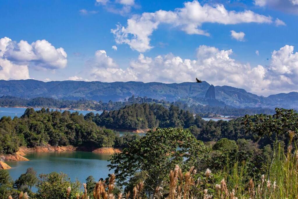 Sky House Cabana Guatape La Pradera  Extérieur photo