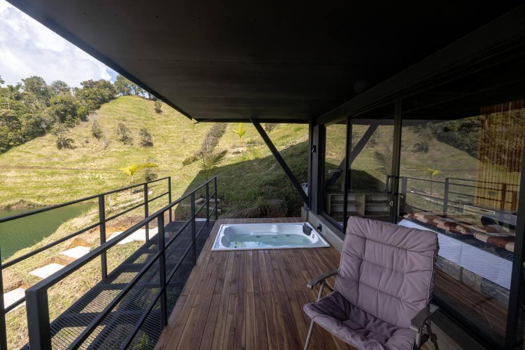 Sky House Cabana Guatape La Pradera  Extérieur photo